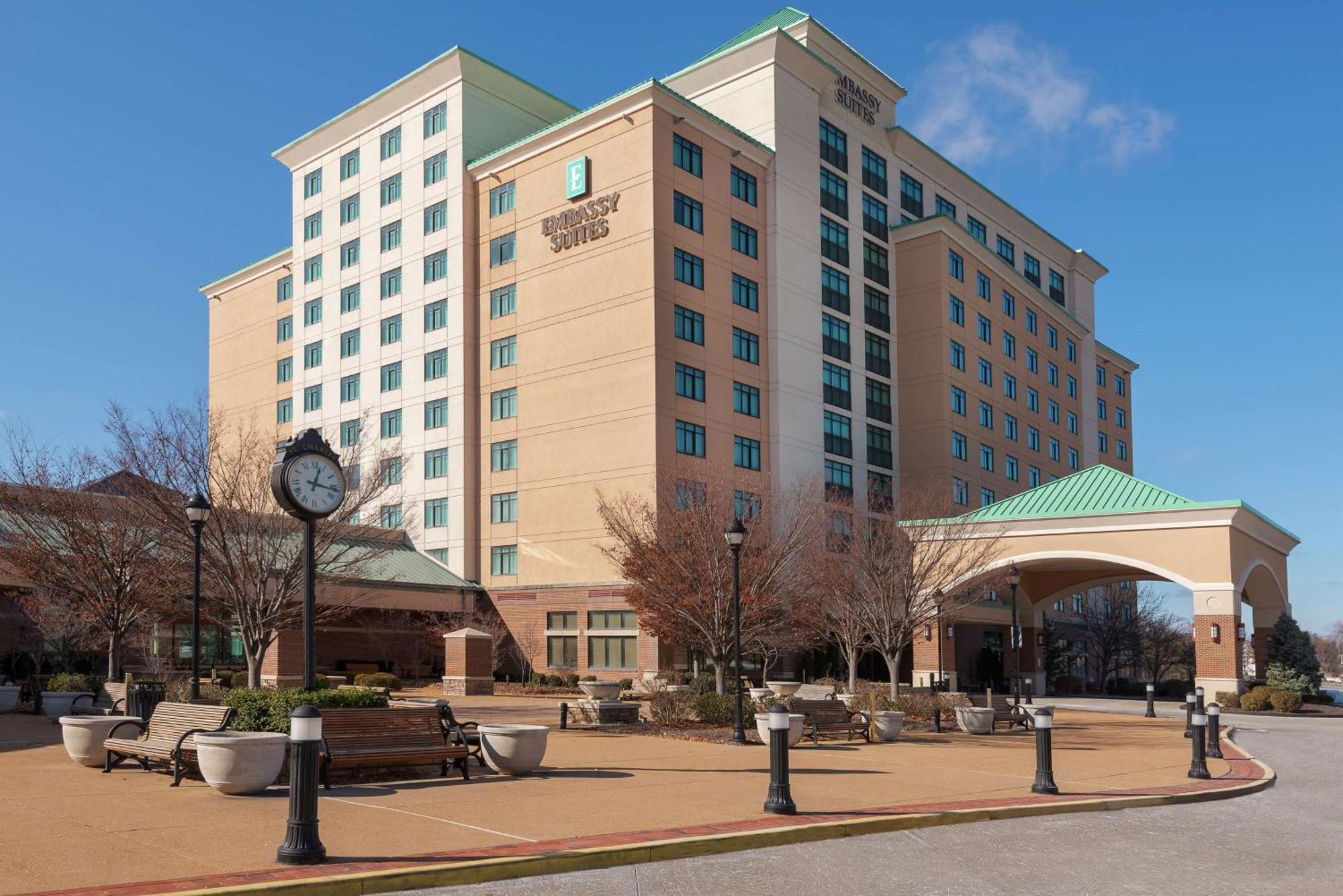 Embassy Suites By Hilton Saint Louis Saint Charles Exterior photo